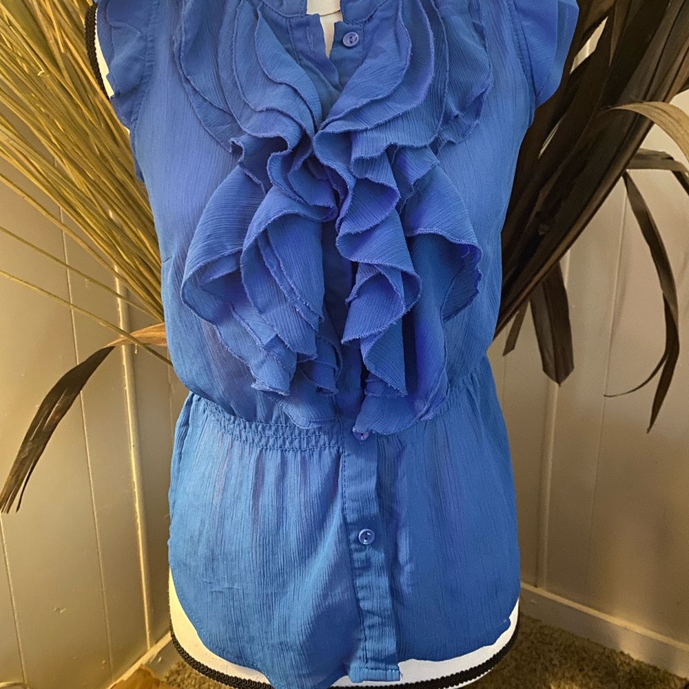 Paper Tee Blue Ruffled blouse